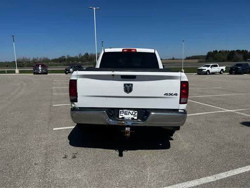 Used 2019 RAM 1500 Tradesman w/ Chrome Appearance Group AWD/4WD image 4