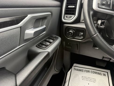 Used 2023 RAM 1500 Big Horn AWD/4WD image 30