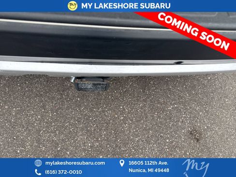 Used 2021 Subaru Outback Touring AWD/4WD image 14