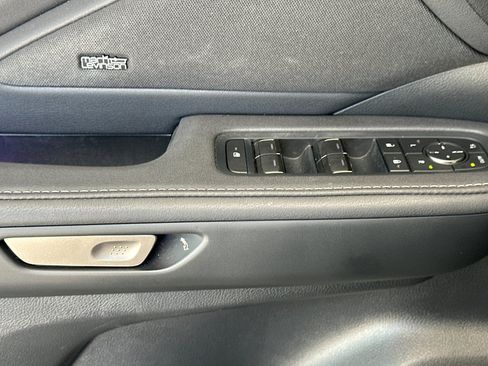 Used 2025 Lexus TX 500h AWD w/ Technology Package image 14