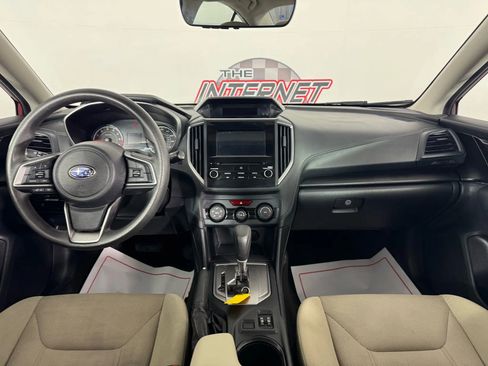 Used 2019 Subaru Impreza 2.0i Premium image 11