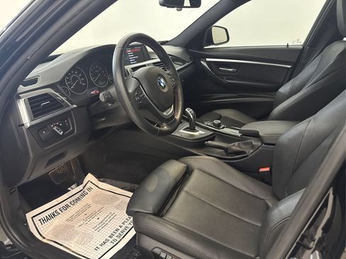 Used 2018 BMW 330i Sedan RWD image 15