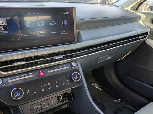 Used 2024 Hyundai Sonata SEL image 15