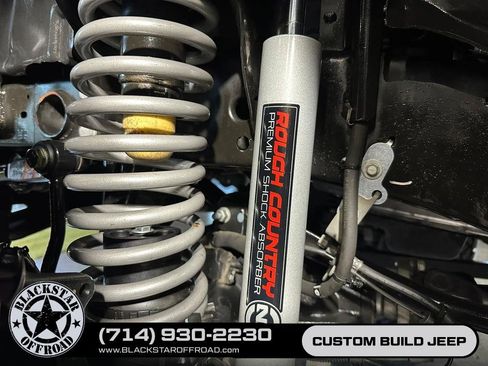 Used 2023 Jeep Wrangler Unlimited w/ 8.4" Radio Group AWD/4WD image 26