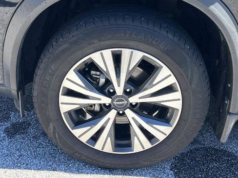 Certified 2023 Nissan Rogue SV image 28