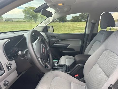 Used 2018 GMC Canyon 2WD Crew Cab w/ Convenience Package image 12