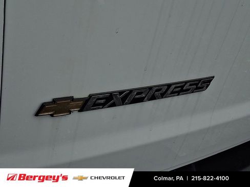 New 2025 Chevrolet Express 2500 w/ Driver Convenience Package RWD image 18