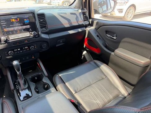 Used 2023 Nissan Frontier PRO-4X w/ Pro-4X Premium Package AWD/4WD image 16