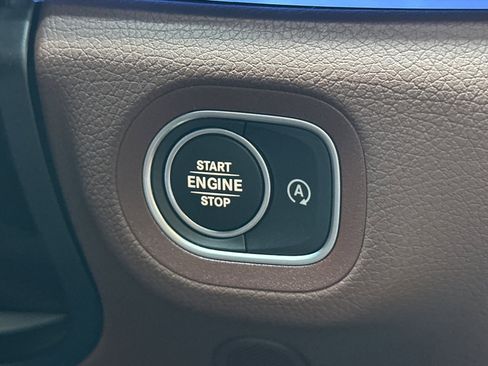 Used 2024 Mercedes-Benz GLE 350 4MATIC image 22