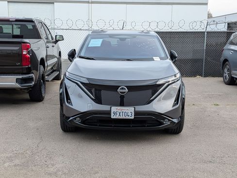 Used 2023 Nissan Ariya FWD image 3
