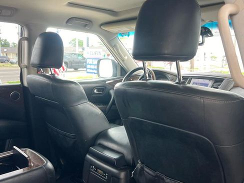 Used 2017 INFINITI QX80 2WD image 5