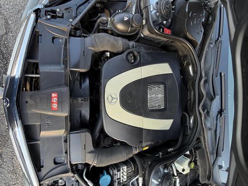 Used 2010 Mercedes-Benz E 350 Sedan image 16