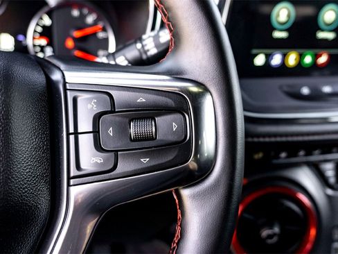 Used 2025 Chevrolet Blazer RS image 18