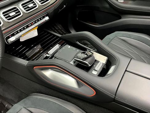 New 2026 Mercedes-Benz GLE 53 AMG 4MATIC Coupe image 7
