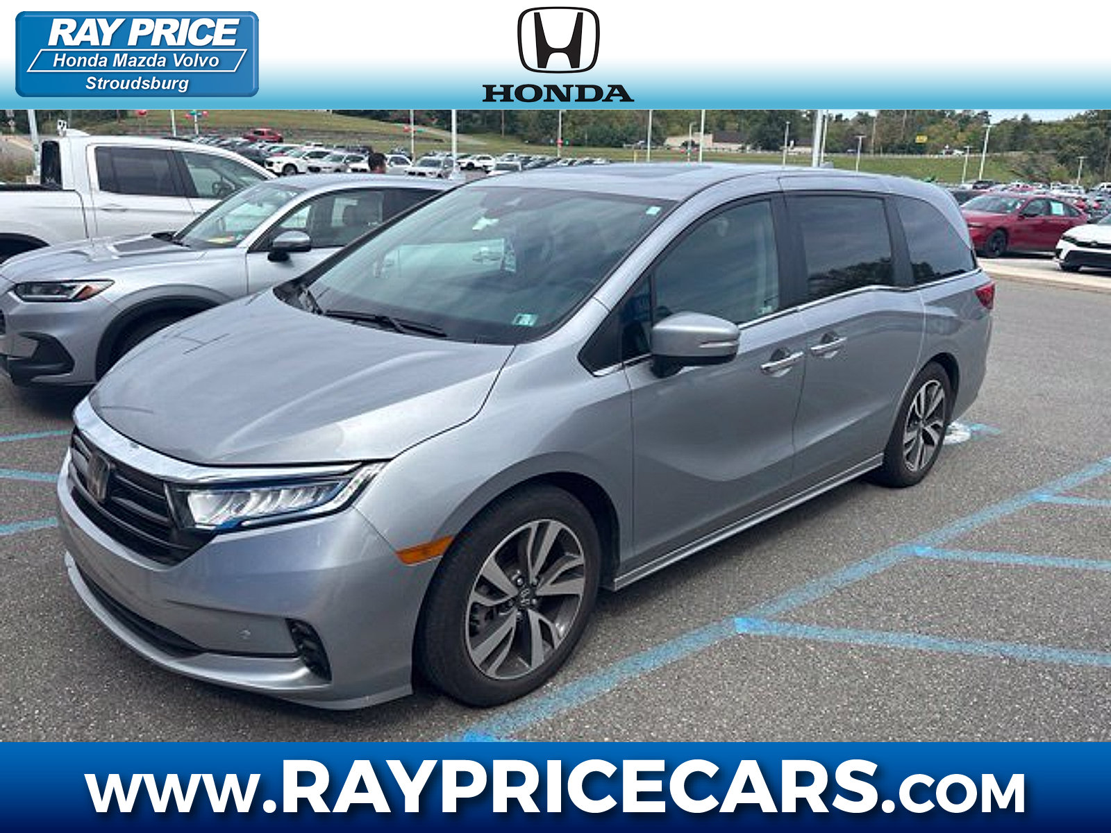 Used 2024 Honda Odyssey Touring image 1