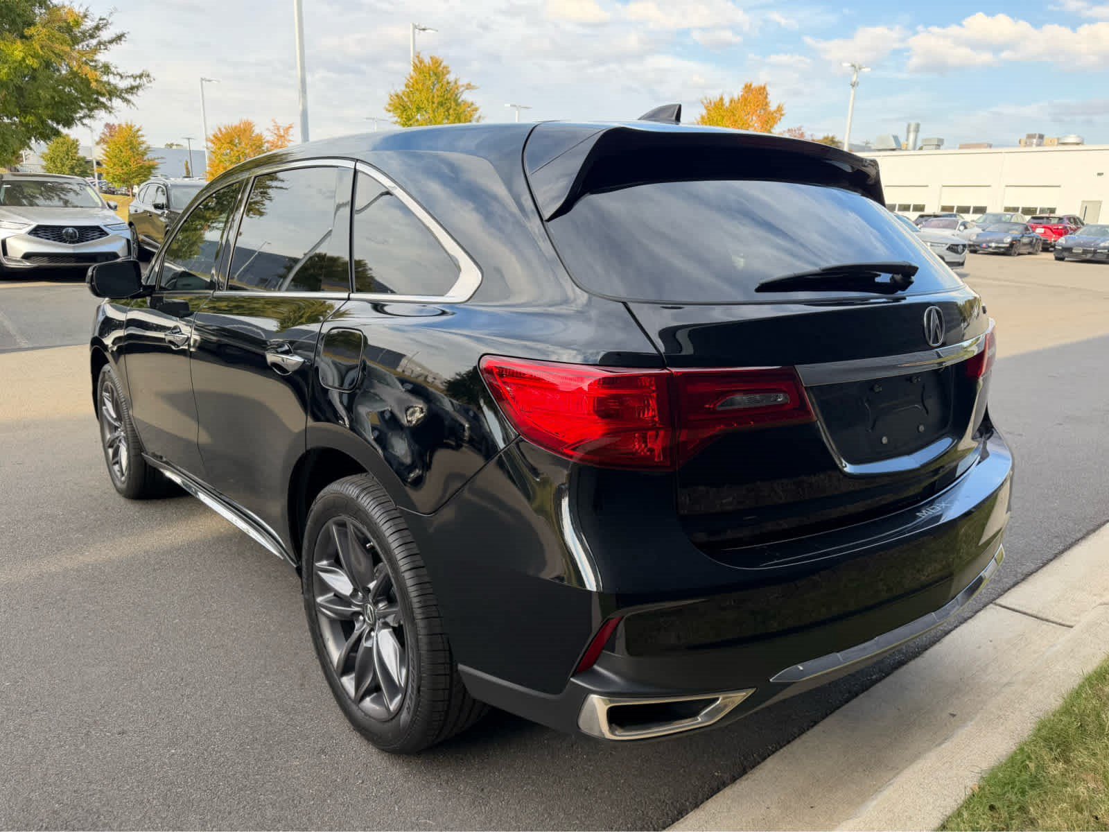 Used 2019 Acura MDX w/ Technology Package FWD image 8