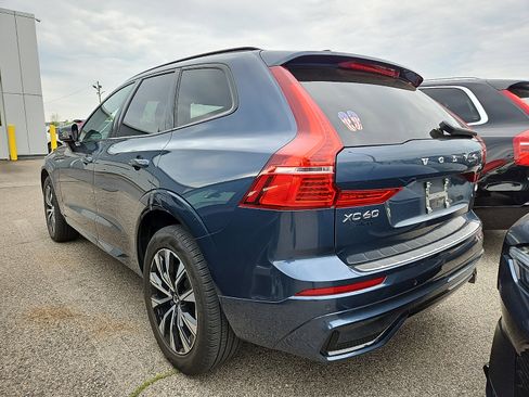 Used 2024 Volvo XC60 B5 Core w/ Protection Package Premier AWD/4WD image 5