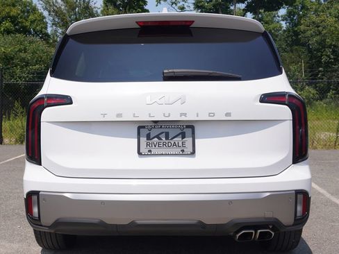 Used 2024 Kia Telluride EX AWD/4WD image 14