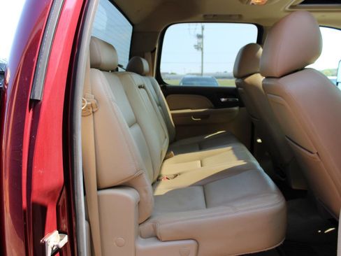 Used 2013 GMC Sierra 3500 Denali image 39