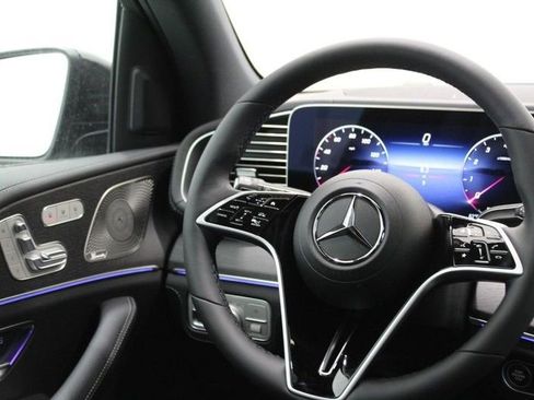Used 2025 Mercedes-Benz GLE 580 4MATIC image 8