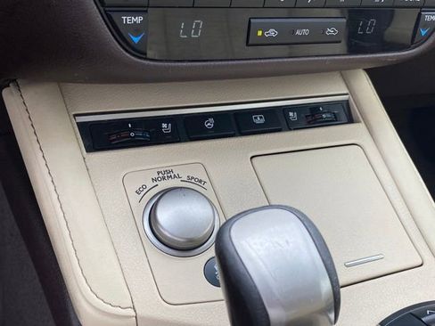 Used 2016 Lexus ES 350 image 12