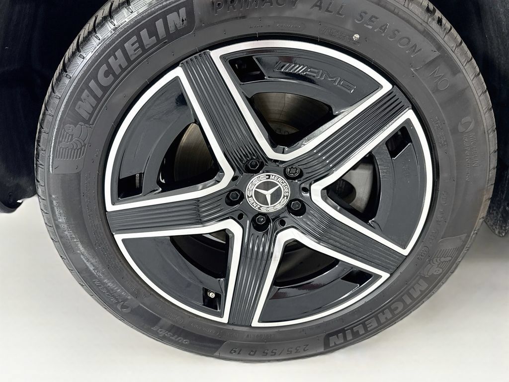 Certified 2026 Mercedes-Benz GLC 300 image 32