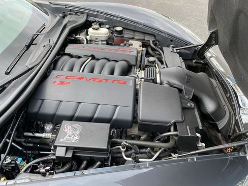 Used 2011 Chevrolet Corvette Grand Sport w/ Preferred Equipment Group RWD image 32