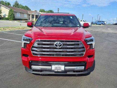 Certified 2025 Toyota Sequoia Limited w/ Tow Technology Package AWD/4WD image 33