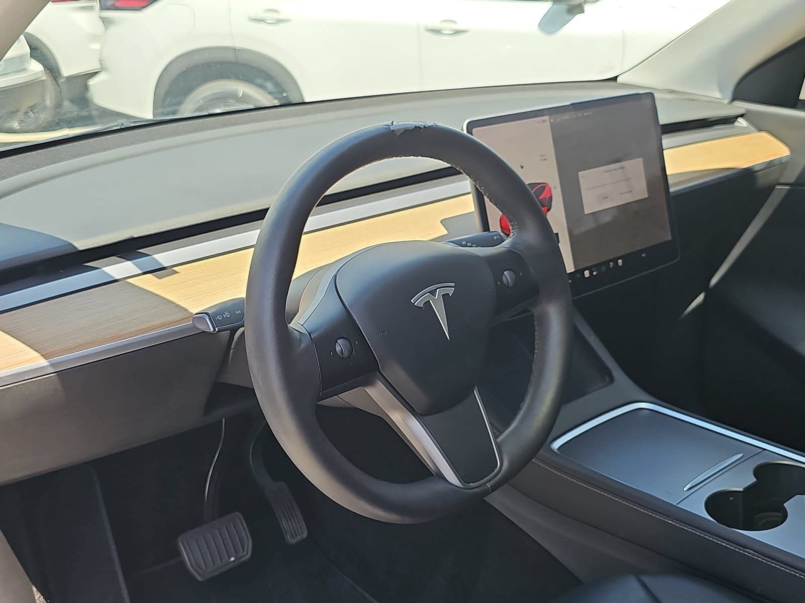 Used 2021 Tesla Model Y Long Range AWD/4WD image 15