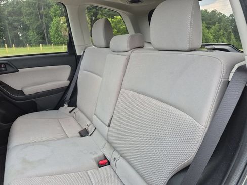 Used 2014 Subaru Forester 2.5i Premium w/ All-Weather Package AWD/4WD image 29