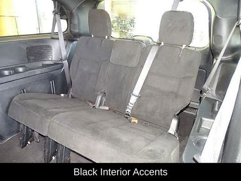 Used 2017 Dodge Grand Caravan SE image 11