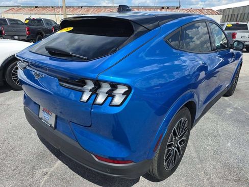 Used 2025 Ford Mustang Mach-E Premium AWD/4WD image 4