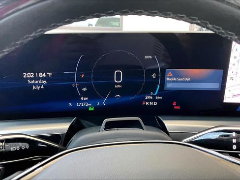 Used 2025 Cadillac Lyriq Luxury RWD image 26