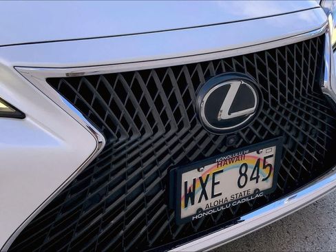 Used 2022 Lexus LS 500 w/ Luxury Package RWD image 33