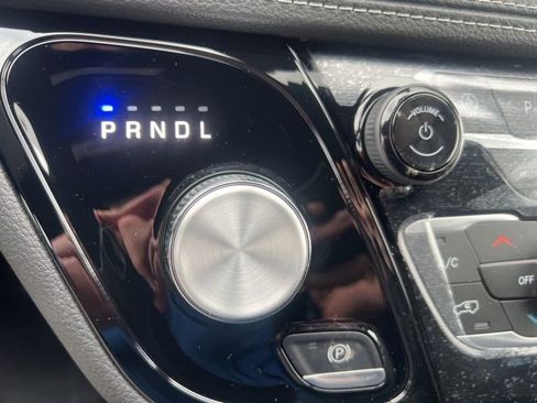 New 2026 Chrysler Pacifica Select image 27