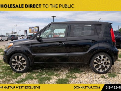Used 2013 Kia Soul ! FWD image 2