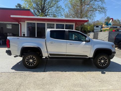 Used 2020 Chevrolet Colorado ZR2 AWD/4WD image 11