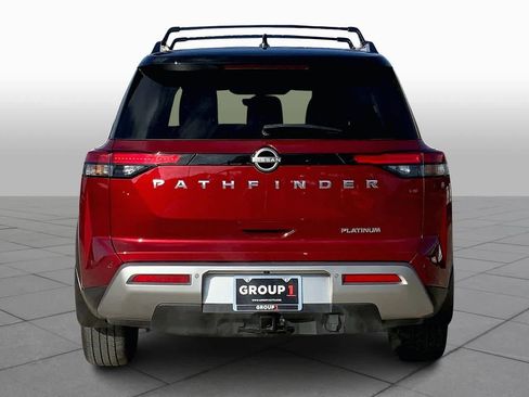 Used 2023 Nissan Pathfinder Platinum image 5