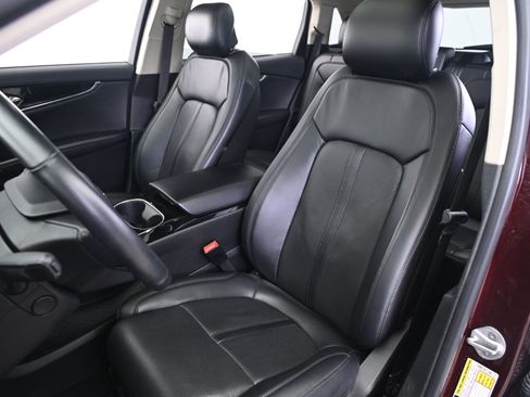 Used 2022 Lincoln Nautilus Reserve w/ Equipment Group 201A image 5