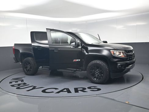 Used 2022 Chevrolet Colorado Z71 w/ Z71 Midnight Edition AWD/4WD image 24