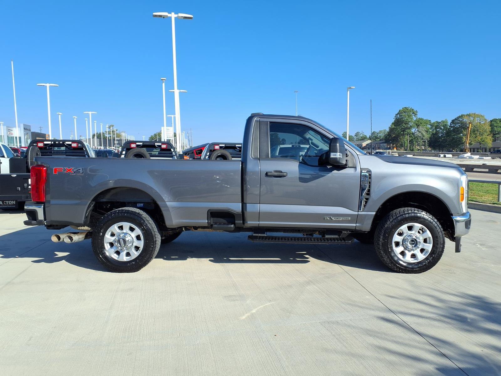Used 2023 Ford F350 XLT w/ FX4 Off-Road Package AWD/4WD image 5
