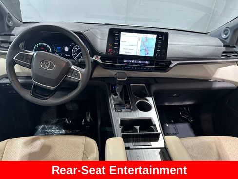Certified 2023 Toyota Sienna Limited AWD/4WD image 10