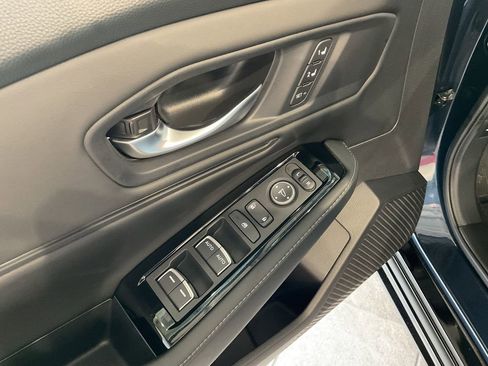 Used 2025 Honda Accord Touring image 14