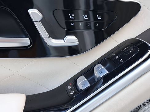 Used 2023 Mercedes-Benz S 580 4MATIC Sedan image 10