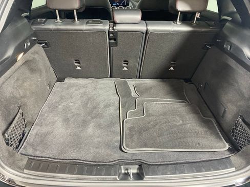 Used 2023 Mercedes-Benz GLA 250 4MATIC image 29