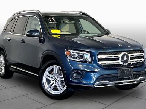 Used 2023 Mercedes-Benz GLB 250 4MATIC image 3