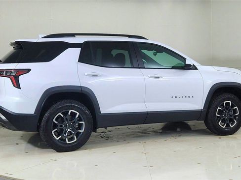 New 2026 Chevrolet Equinox ACTIV w/ Convenience Package III image 7