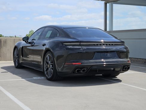 Used 2026 Porsche Panamera GTS image 3
