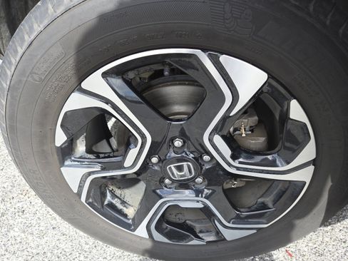 Used 2017 Honda CR-V Touring image 12