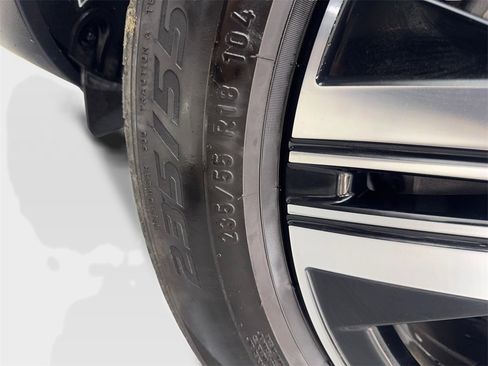 Used 2023 Mercedes-Benz EQB 300 4MATIC w/ Pinnacle Package image 88